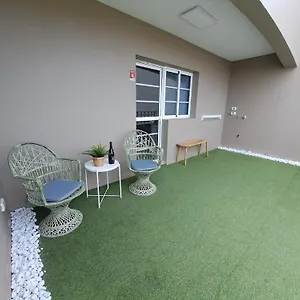 https://the-home-en.in-canary-islands.com